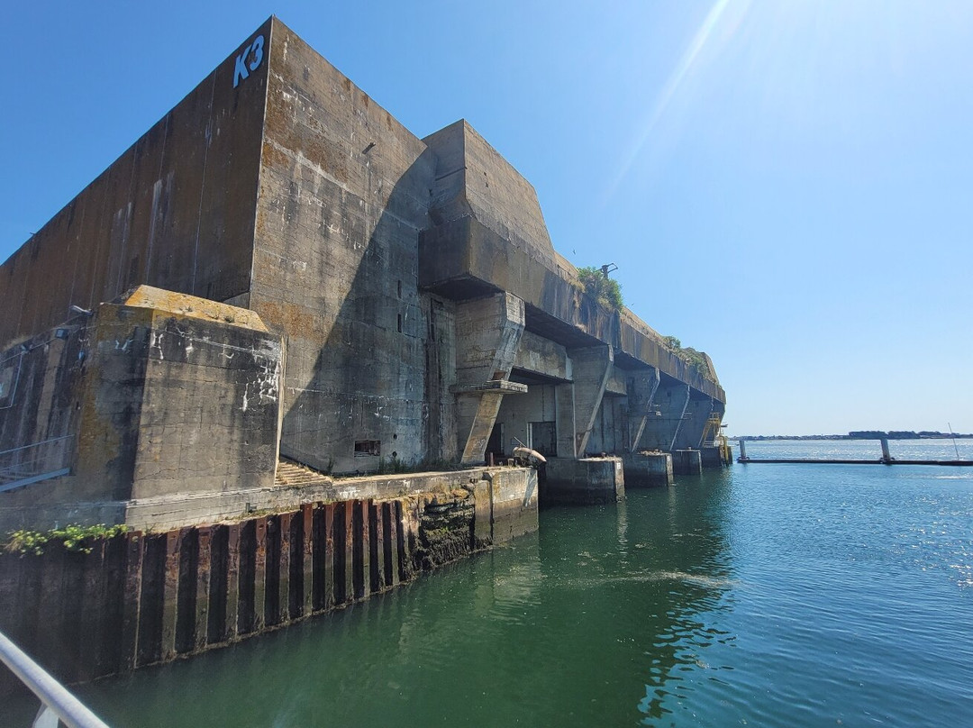 Keroman Submarine Base景点图片