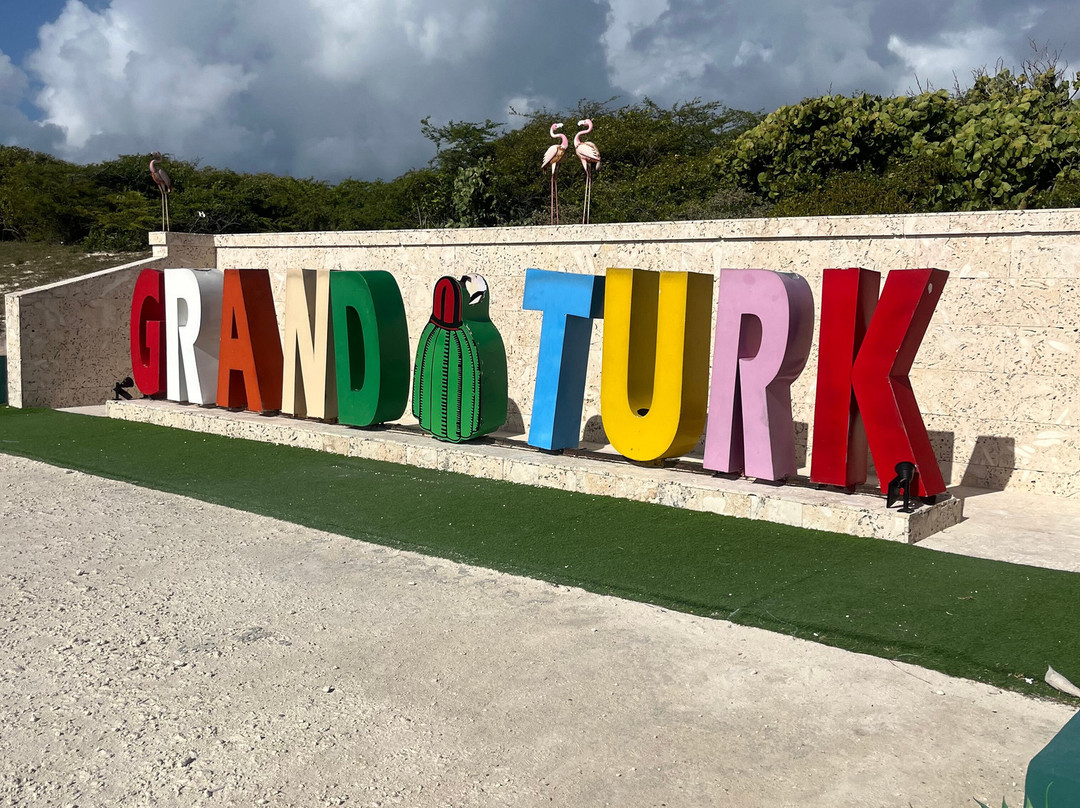 Wet Money Tours & Rentals-Cockburn Town必去景点