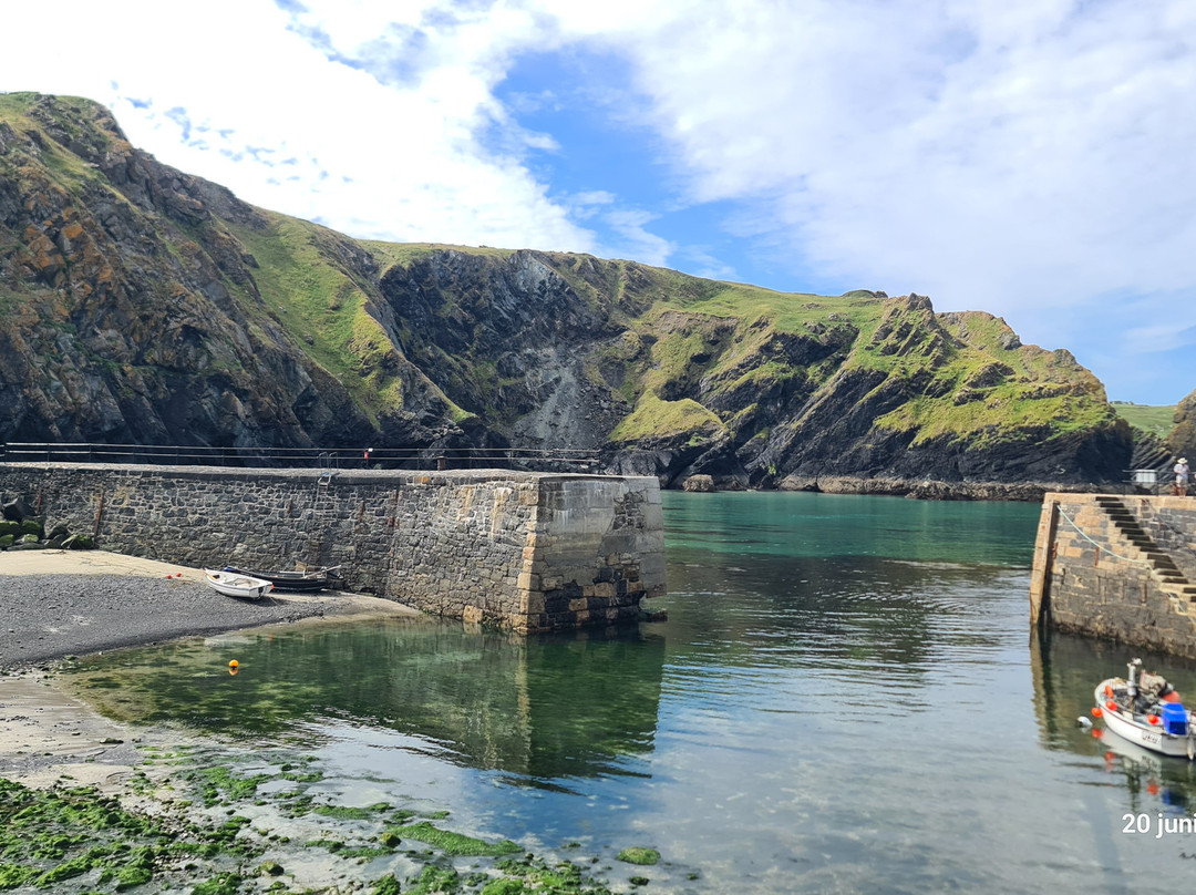 Mullion Cliffs National Nature Reserve景点图片