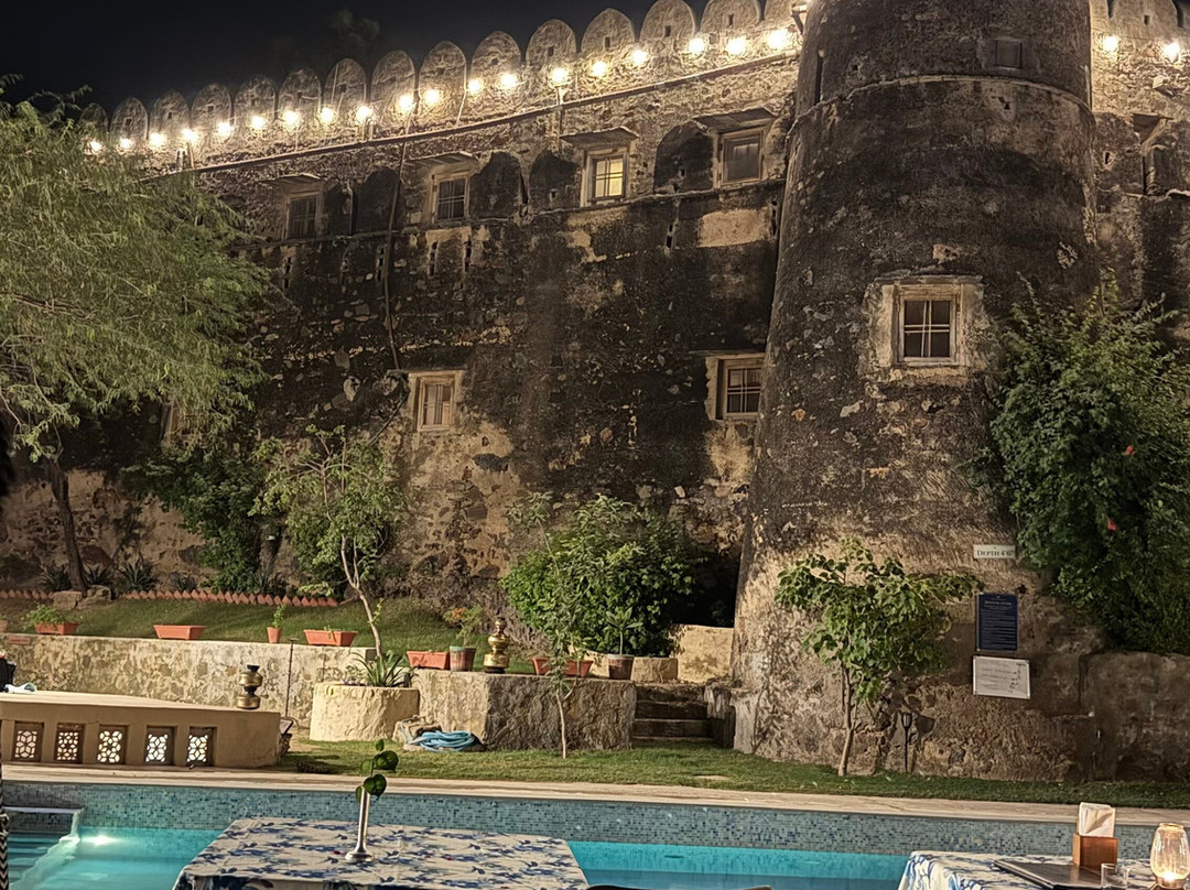 Neemrana's Hill Fort Kesroli主图
