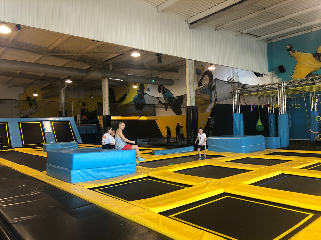 Trampoline Park You Jump Metz-Moulins-les-Metz必去景点