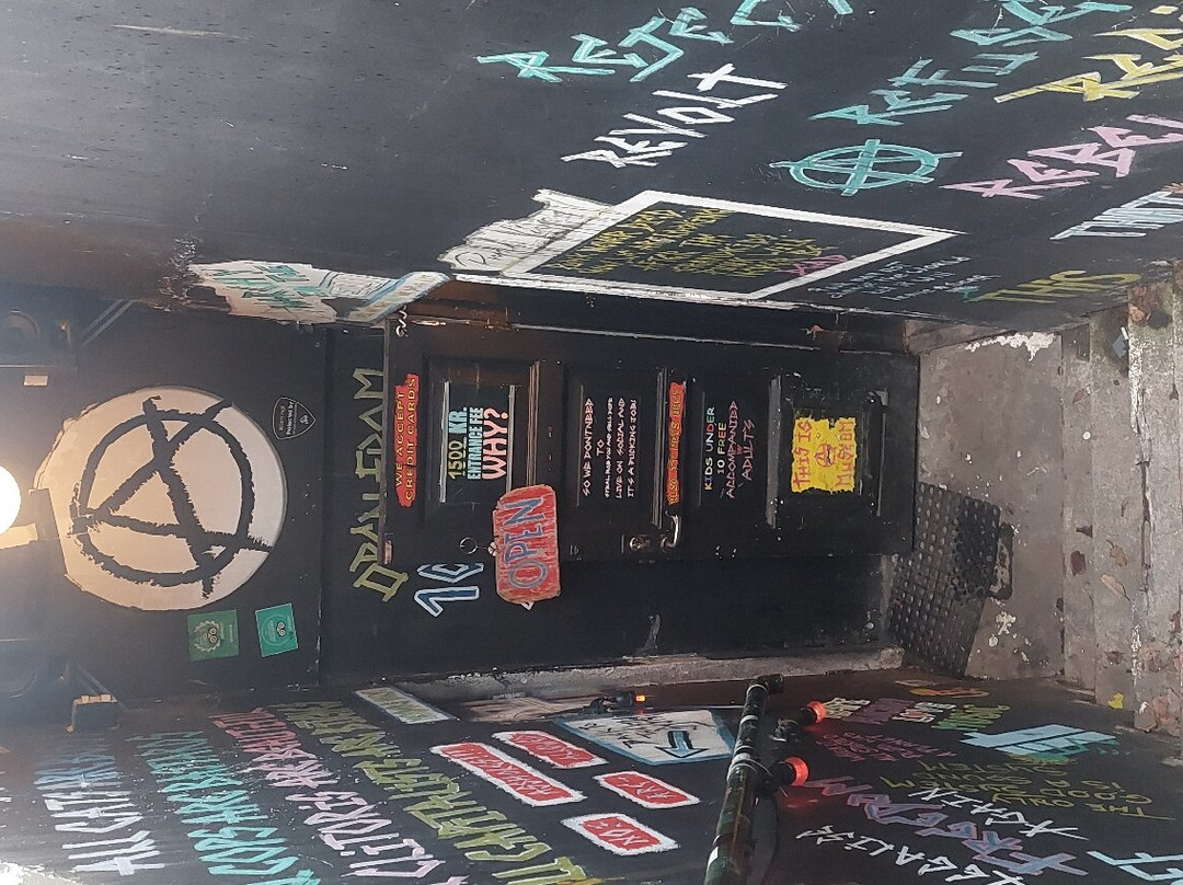 The Icelandic Punk Museum-雷克雅未克必去景点