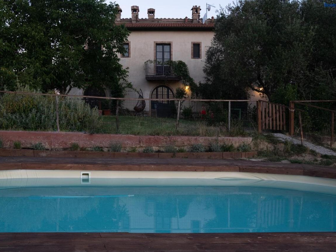 Agriturismo Le Tre Pietre - Podere Nel Chianti