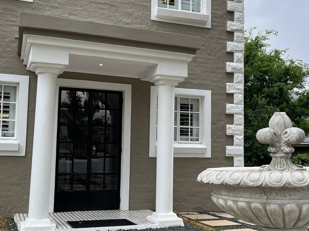 Patcham Place, Clarens主图