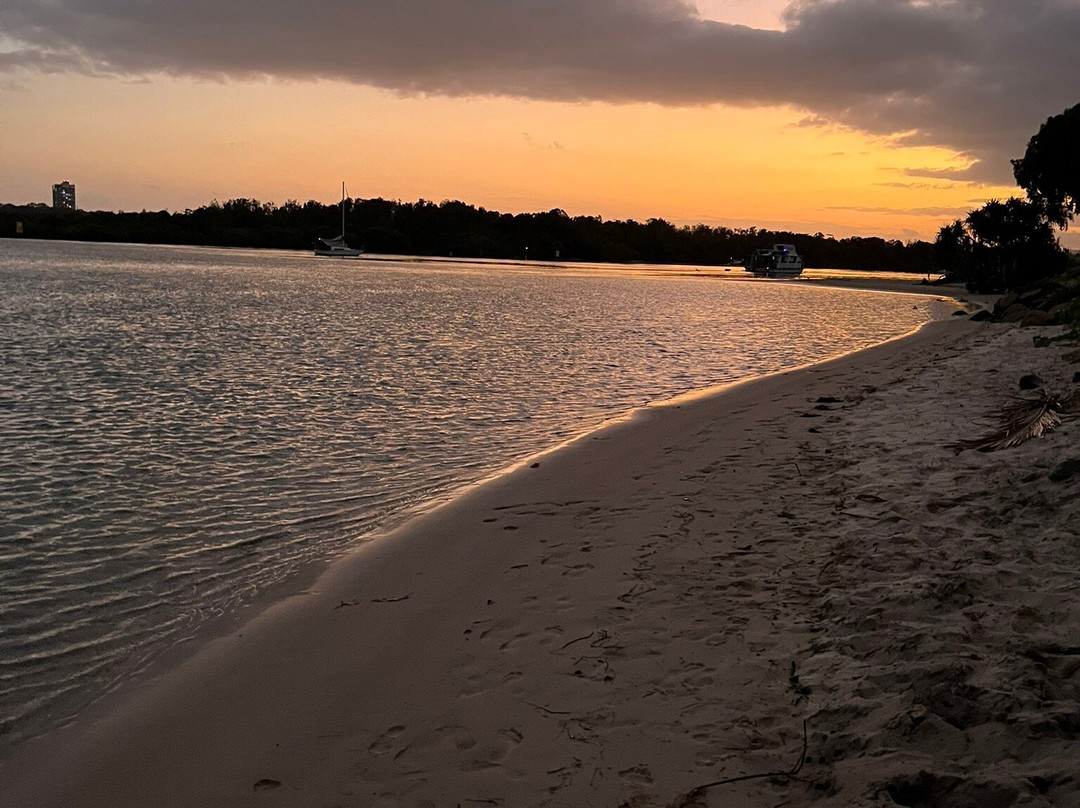 Beachcomber International Resort主图