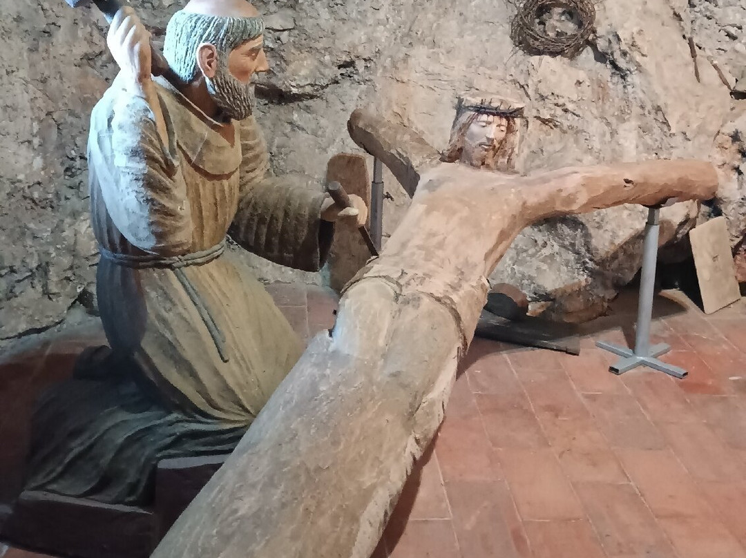 Santuario Del crocefisso景点图片