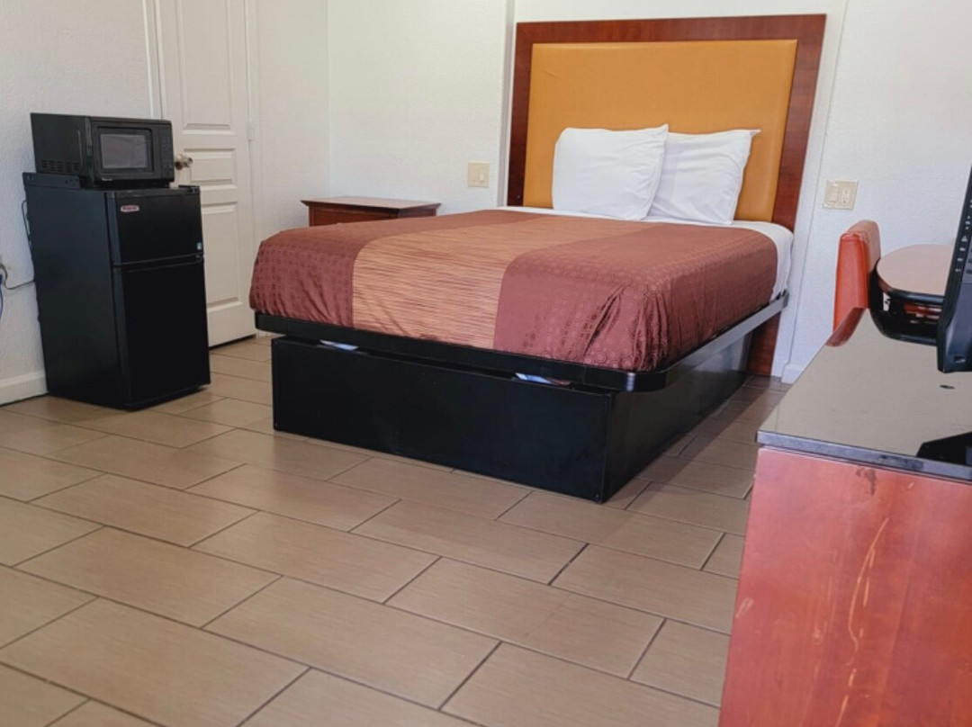 经典旅馆及套房酒店主图