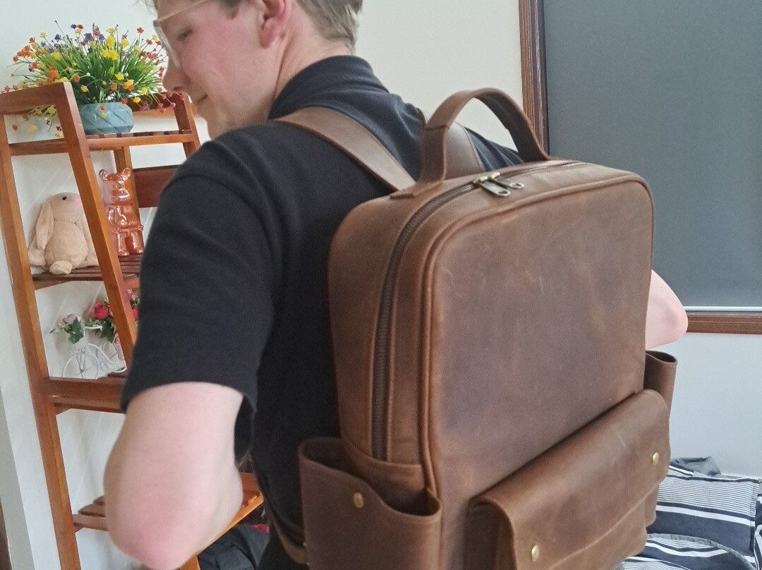 RU BY . RU BY Leather Shop-会安必去景点