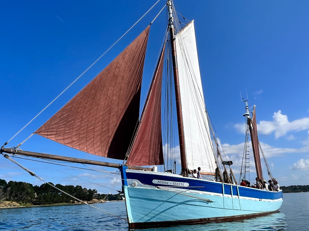 LES VOILES DU GOLFE_ BATEAU ANDRE YVETTE