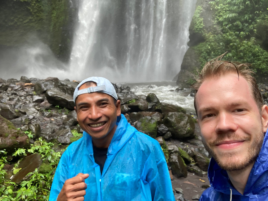 Jhony Gili & Lombok Tours景点图片