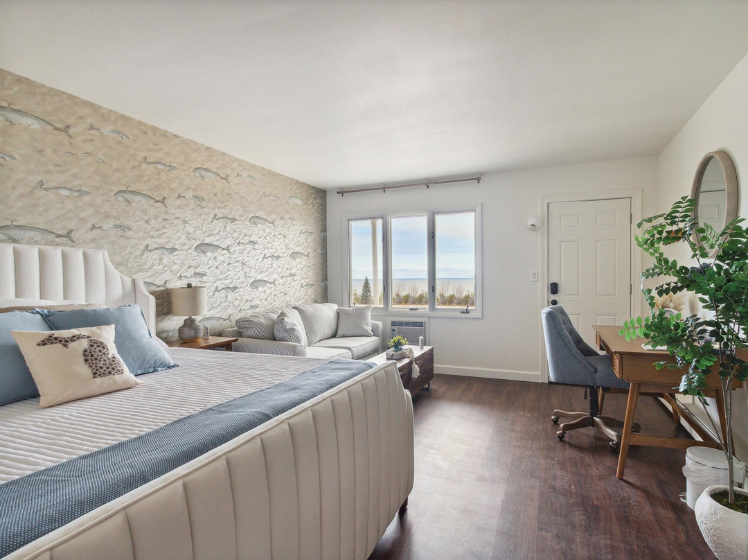 The Bay Inn Of Petoskey主图