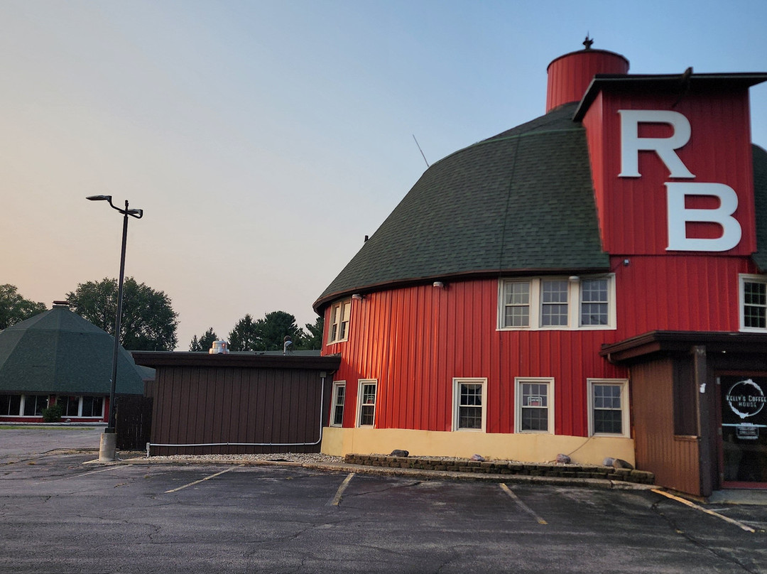 Round Barn Lodge主图
