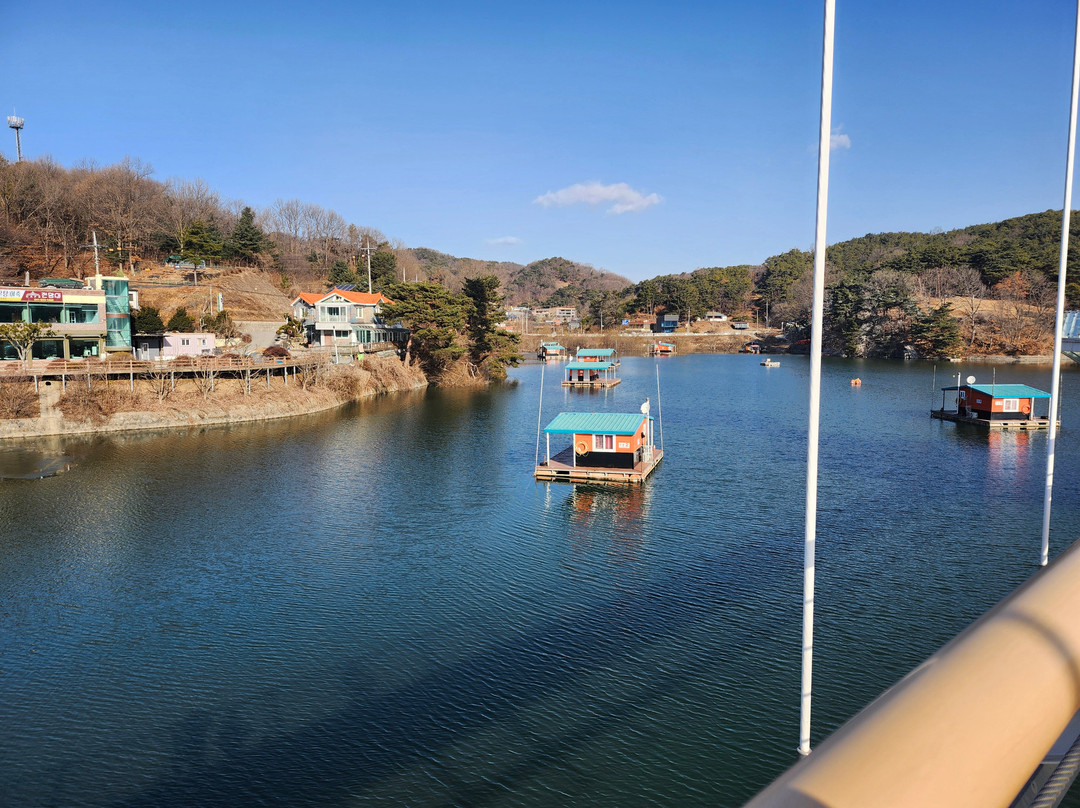 Yedangho Chulleongdali-礼山郡必去景点