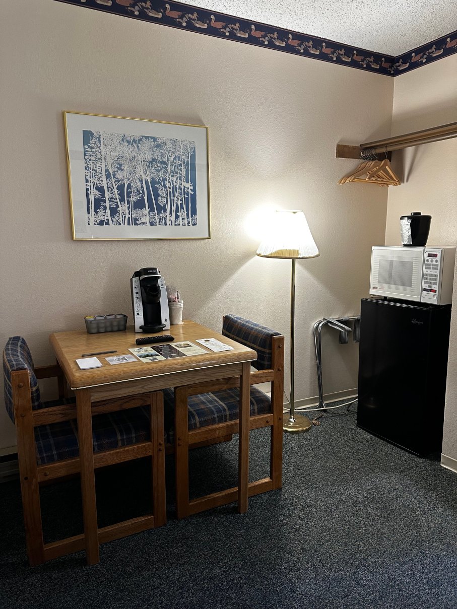 温斯洛普宾馆-客卧