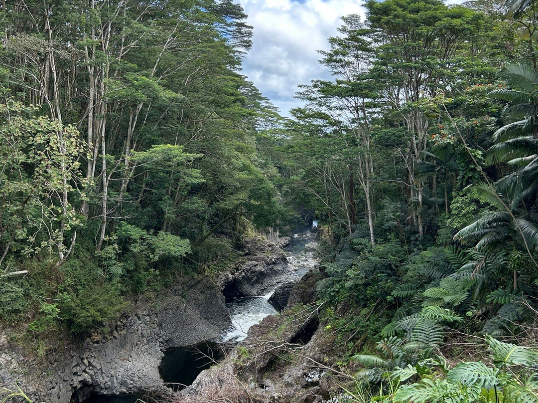 Boiling Pots-希洛必去景点