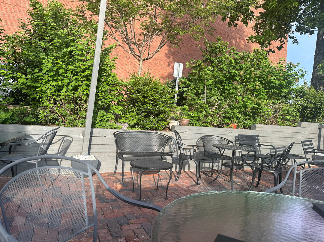 Manolos Boutique Wines