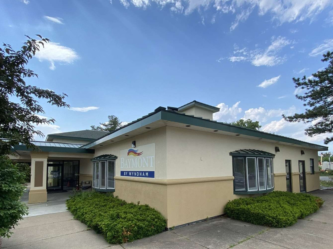 Baymont by Wyndham Latham Albany Airport