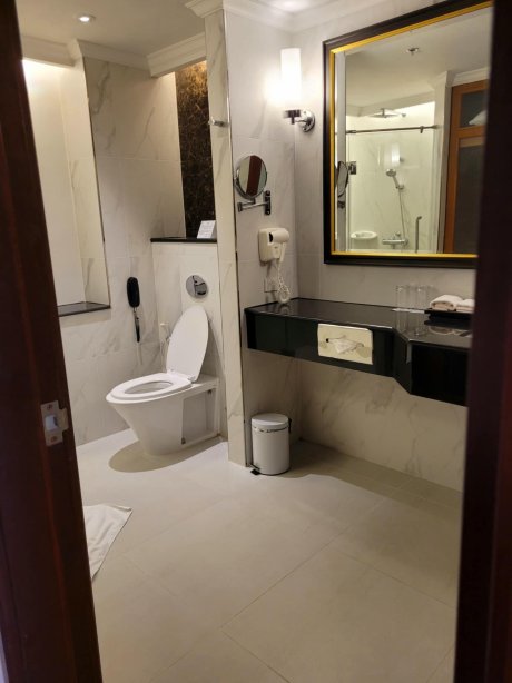 皇后奢华大酒店-浴室