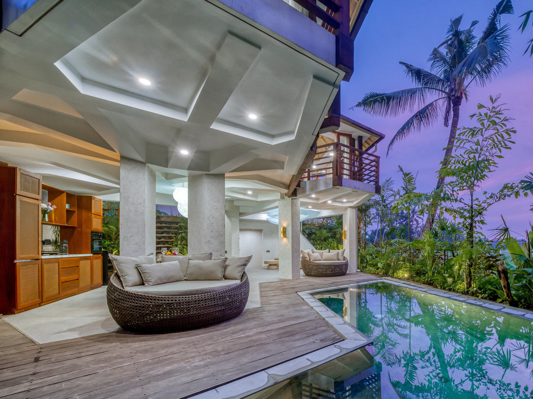 Jungle Flower Villas