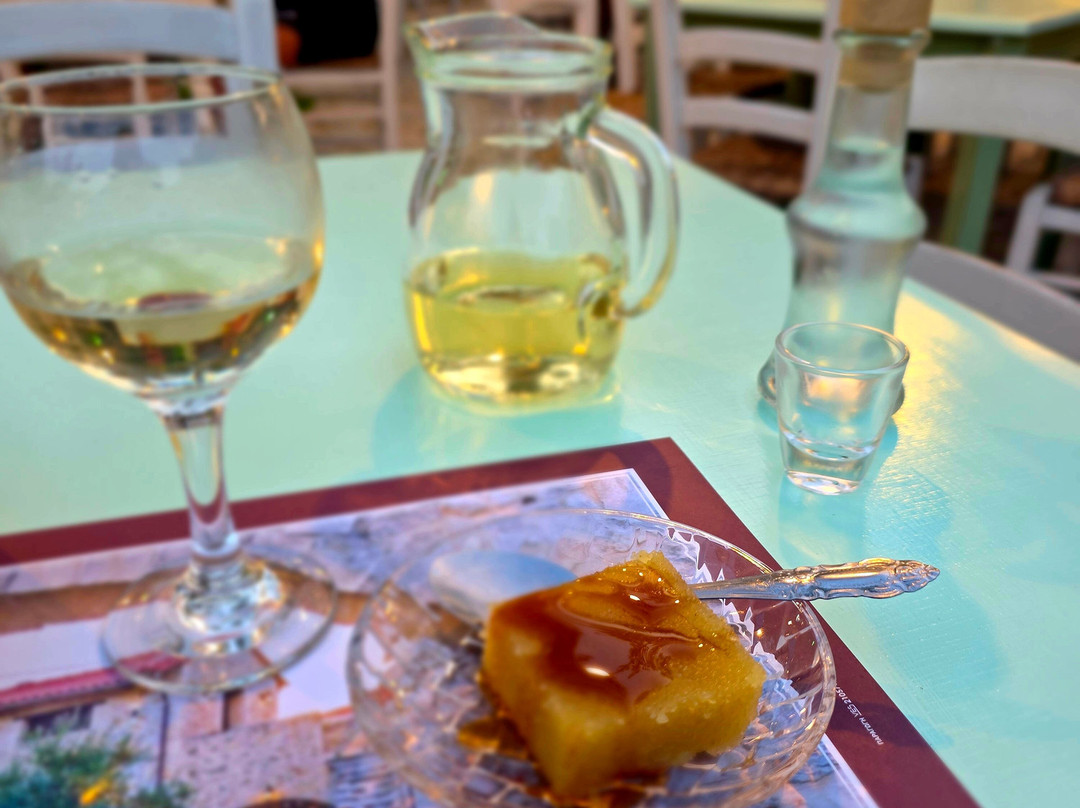 Maxis Traditional Cafe And Handmade Ceramic Shop-Gerani必去景点