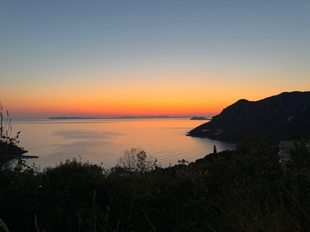 Elaionas Estate Perdika