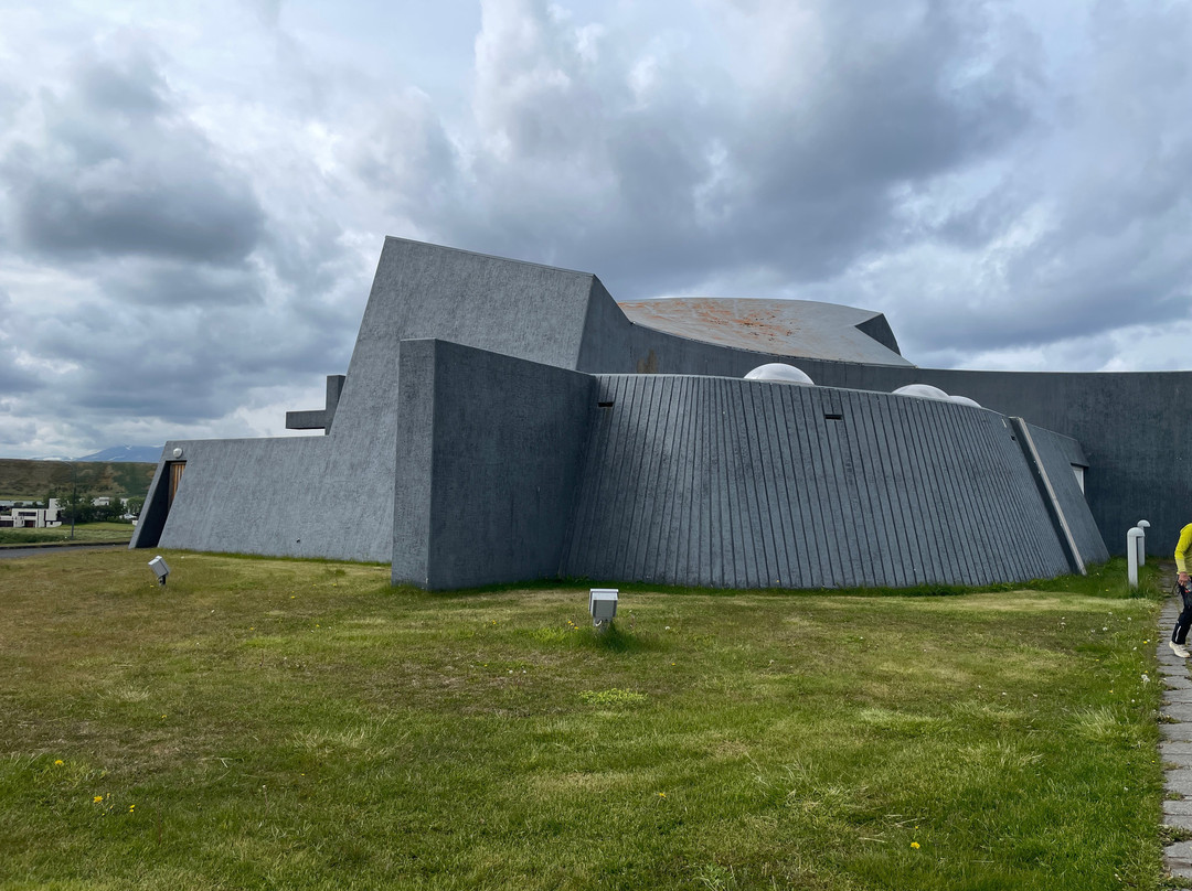 Blonduoskirkja-Blonduos必去景点