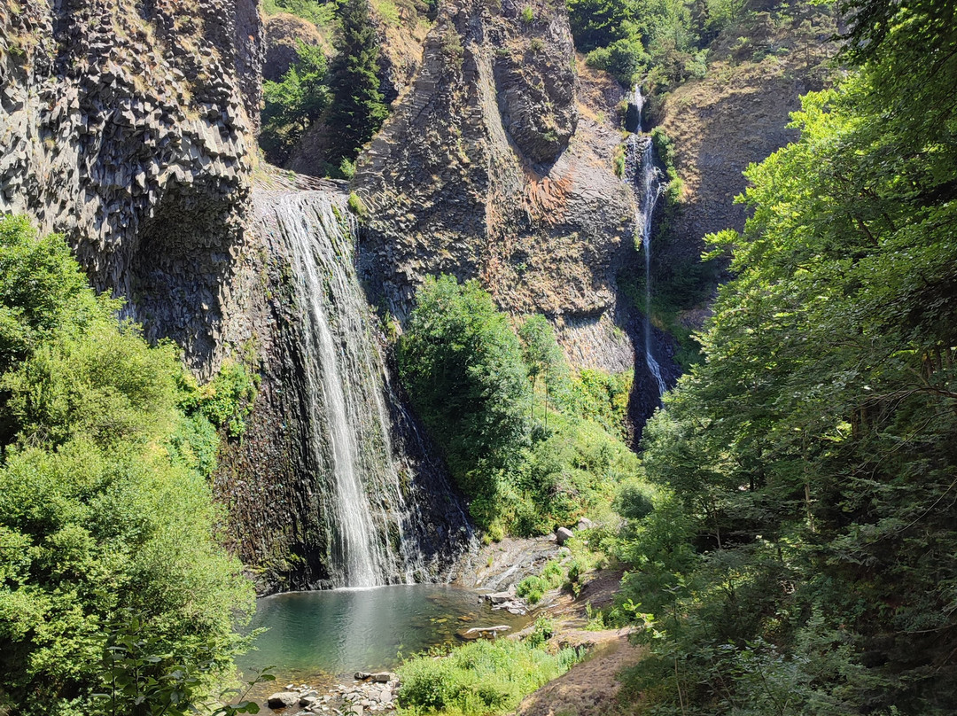 Cascade du Ray Pic-Pereyres必去景点