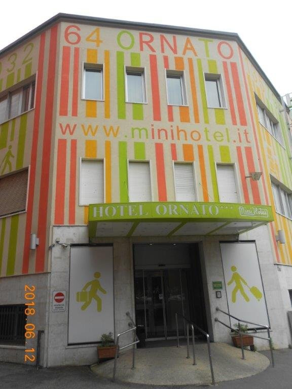 奥纳托戈鲁普迷你酒店主图