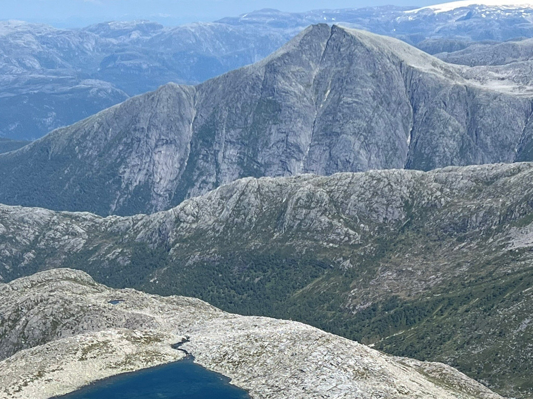 Melderskin (1426 moh)-Rosendal必去景点