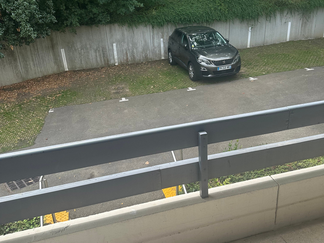 B&B HOTEL Louveciennes主图