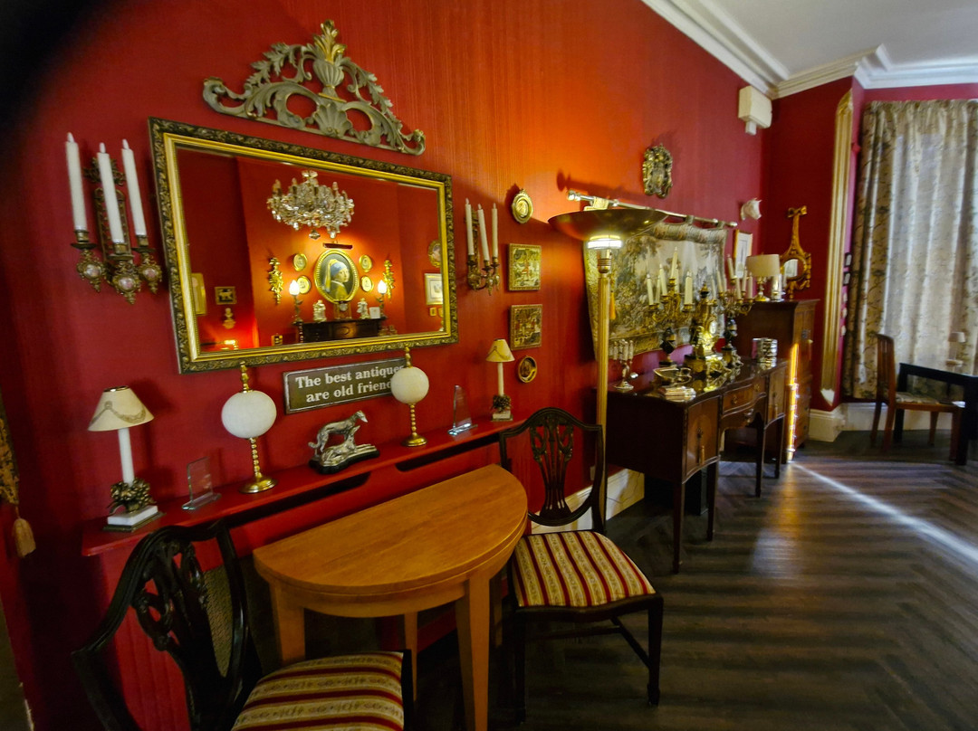 Holywell Guest House