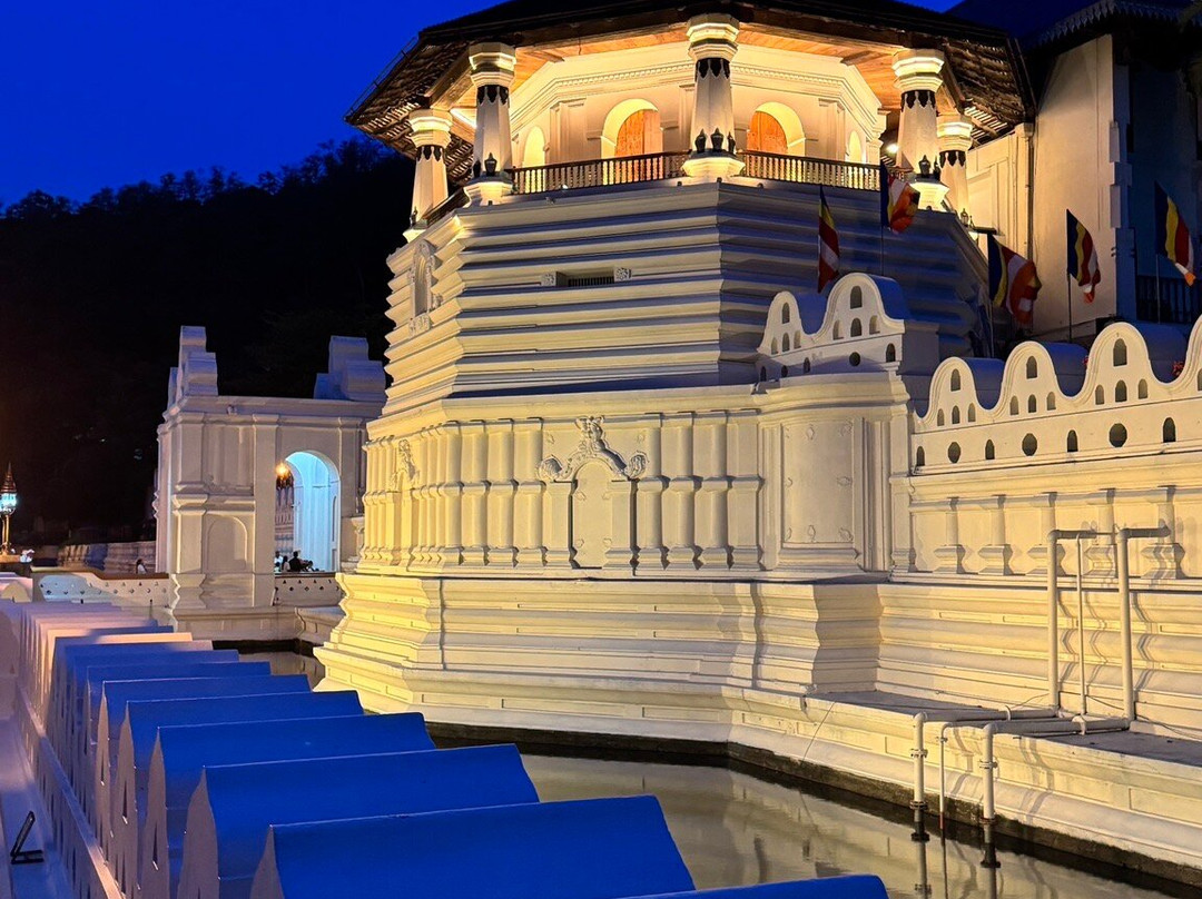 Janaka’s Travel Ways-佩拉德尼亚必去景点