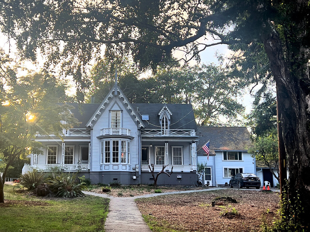 Shaw House Inn主图