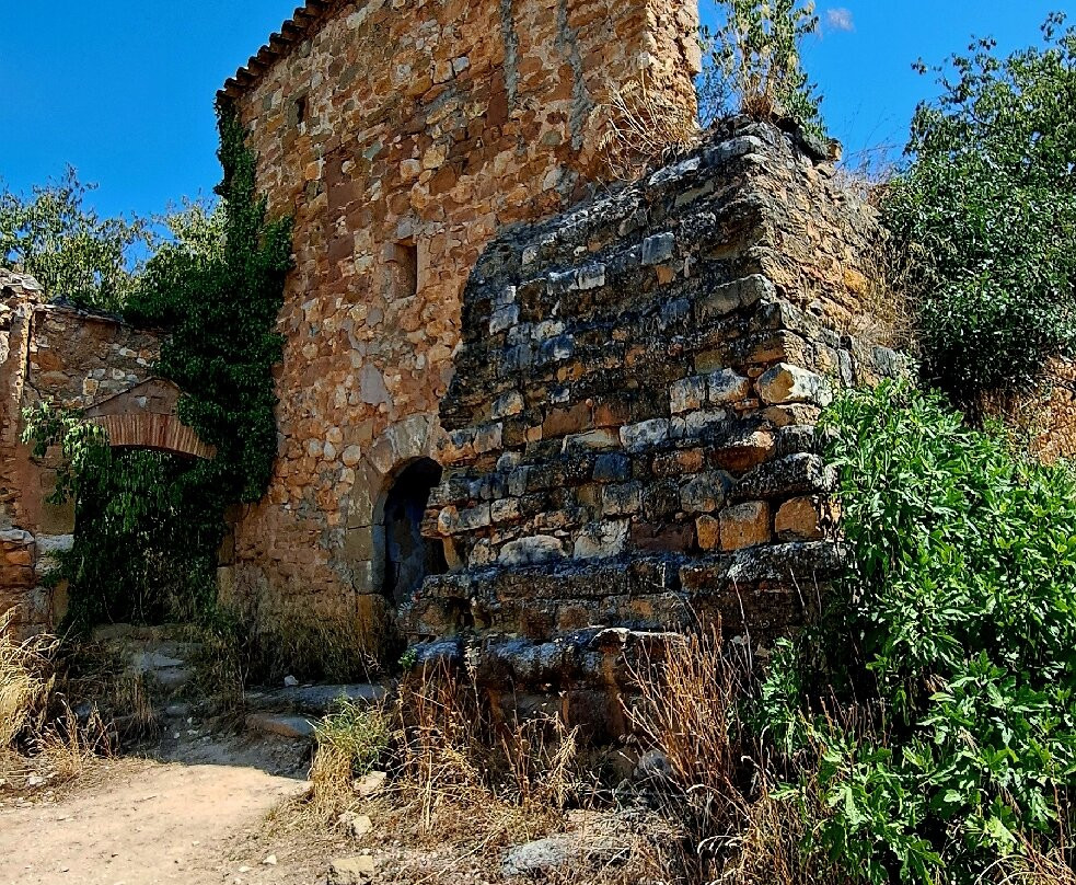 Muralla de Finestres-Viacamp必去景点