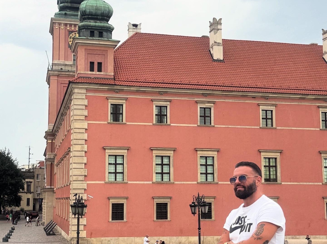 城堡广场-华沙必去景点