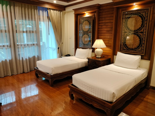 平维曼酒店主图