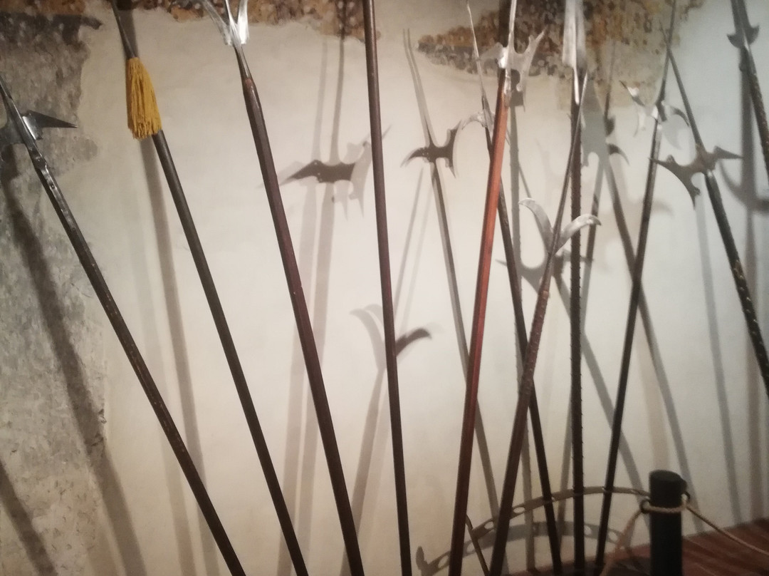 Museo delle armi bianche e delle pergamene-Gromo必去景点