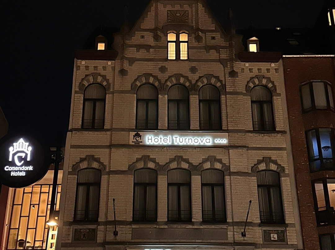 Corsendonk Turnova主图