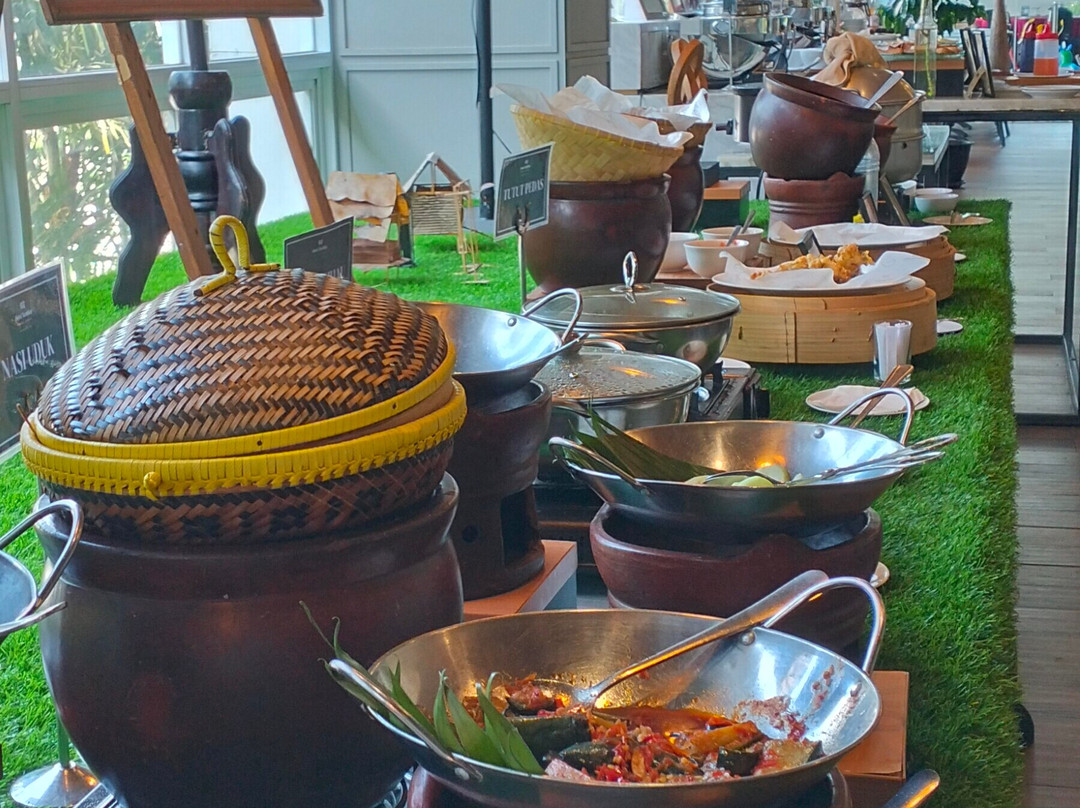 Hotel Santika Pasir Koja主图