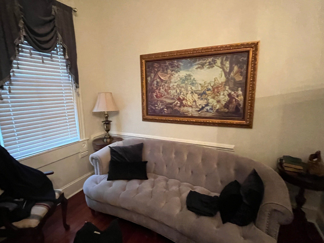 Amethyst Garden Inn主图