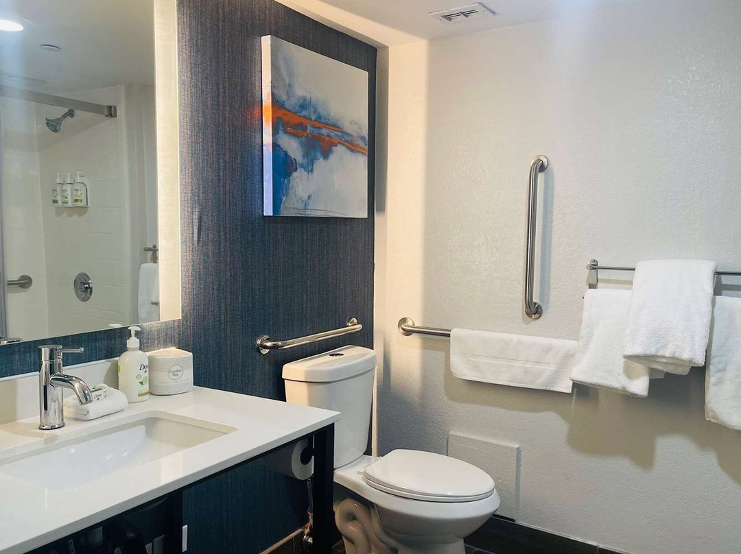 La Quinta Inn & Suites by Wyndham Birmingham Homewood主图