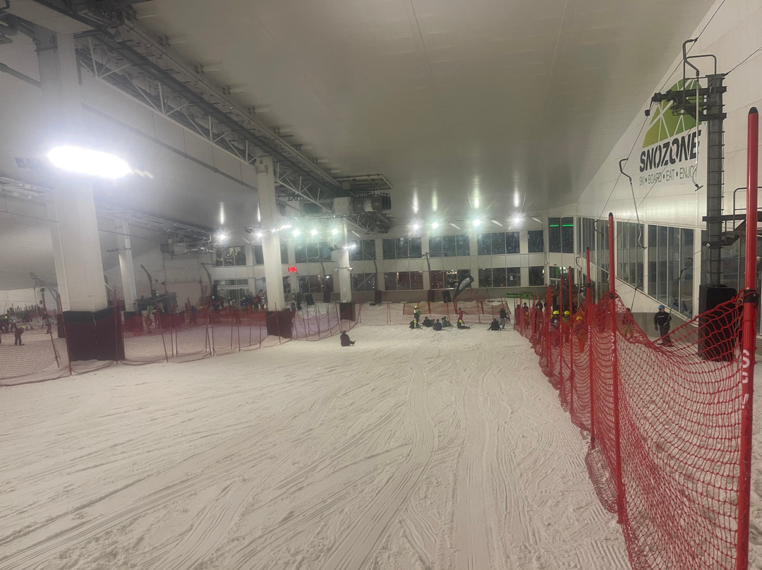 Snozone-米尔顿凯恩斯必去景点