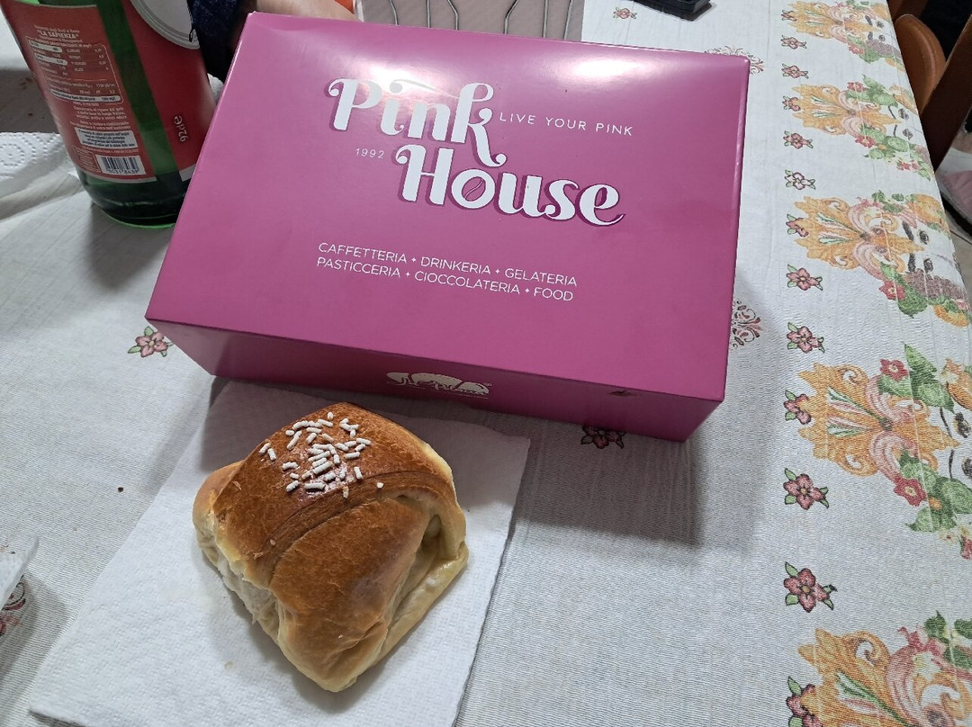 Pink House Cafè-Aversa必去景点