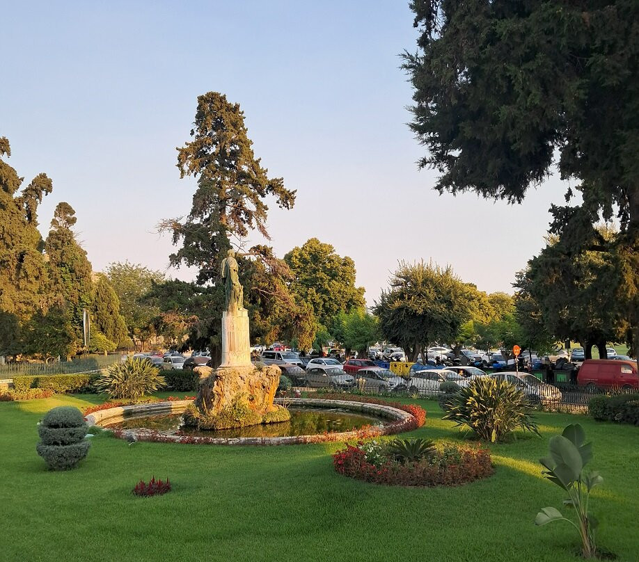 Statue Lord Frederick Adam-科孚市必去景点