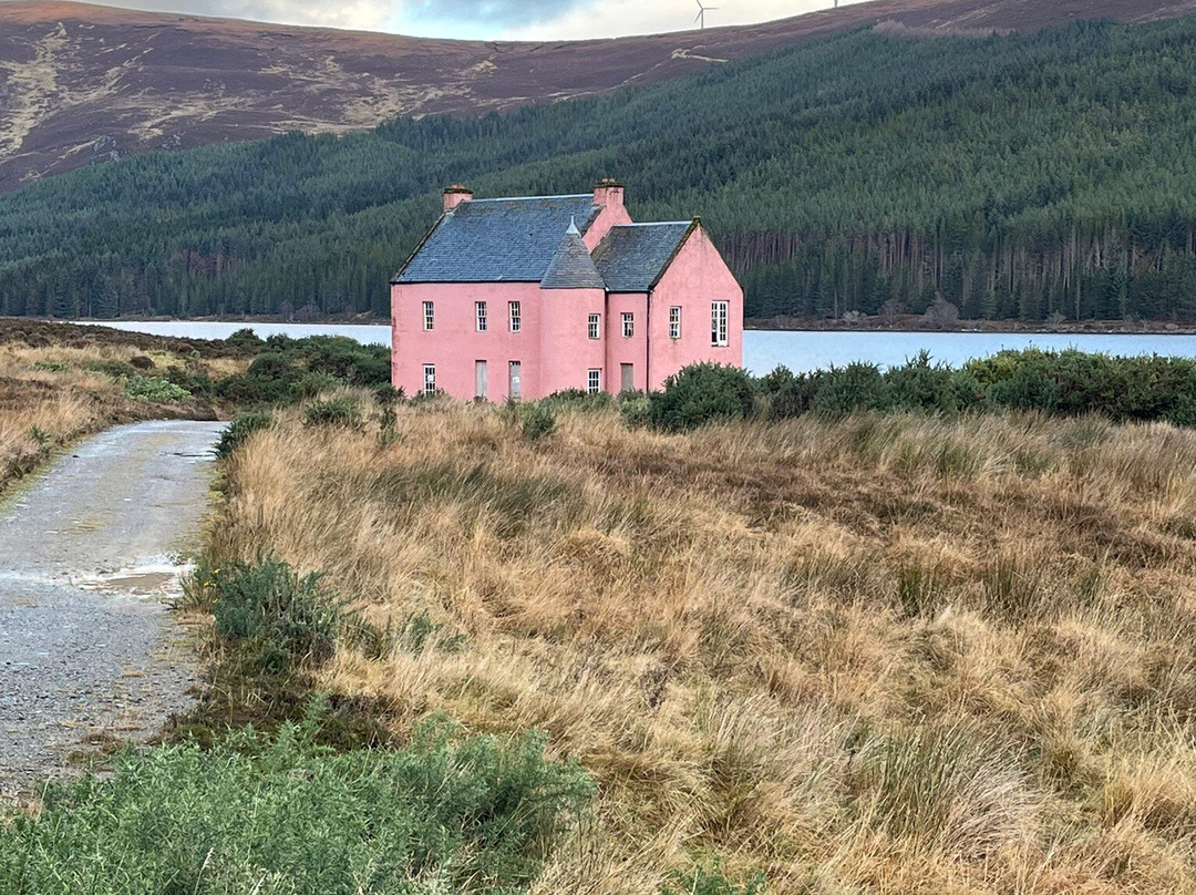 Loch Glass Pink House-Evanton必去景点