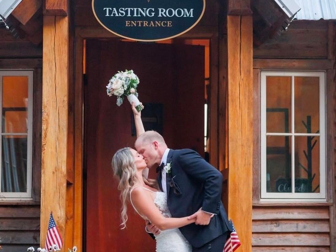 Ecco Adesso Vineyards-Fairfield必去景点