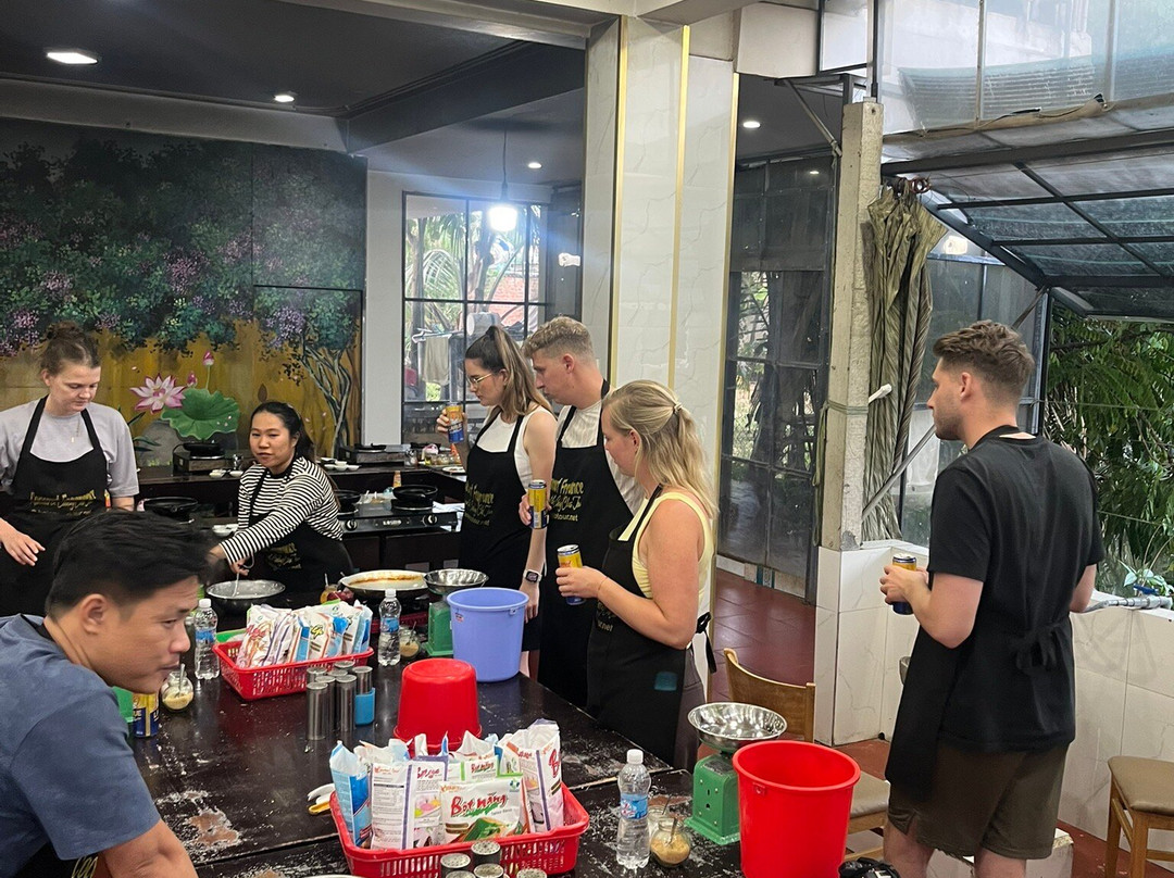 Coconut Fragrance Restaurant & Cooking Class-会安必去景点