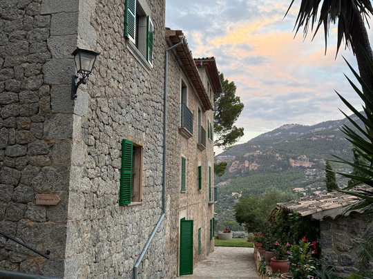 萨佩德利萨酒店主图