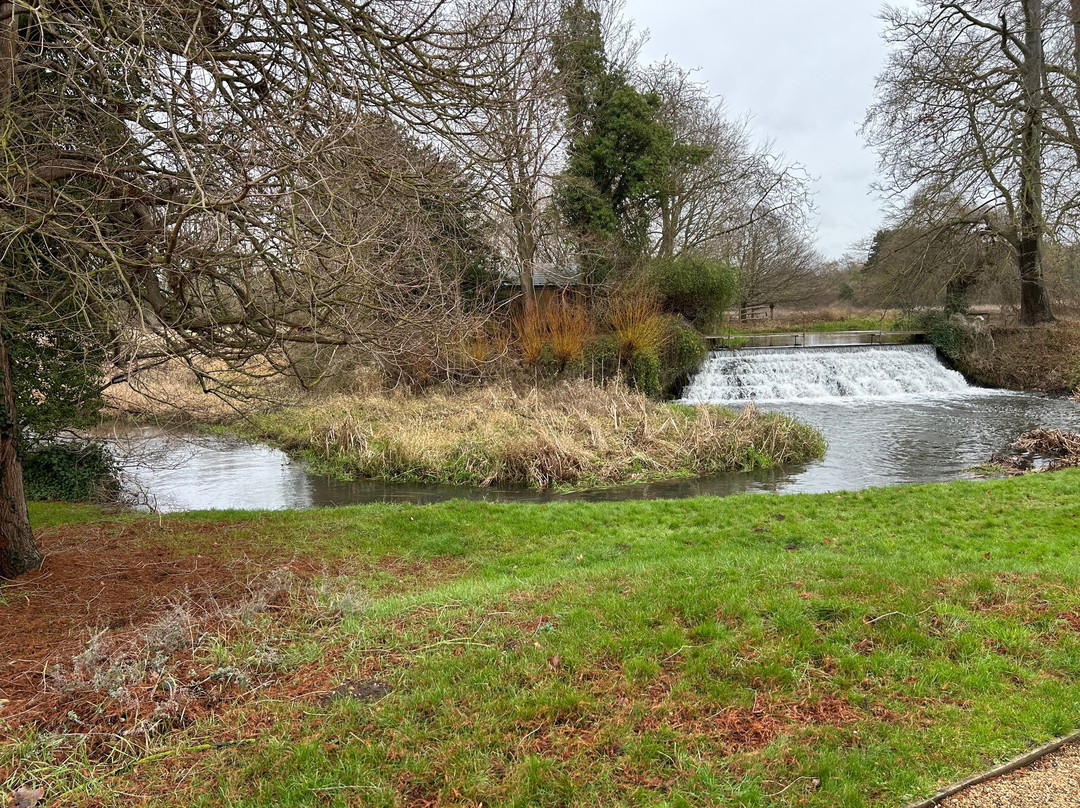 钱普尼斯亨洛酒店主图