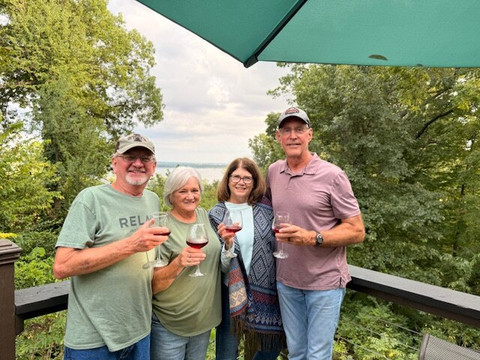 Wide River Winery-Clinton必去景点